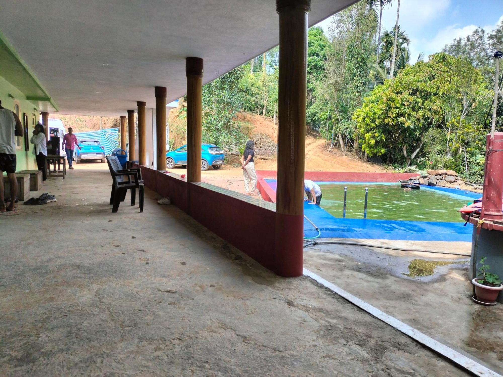 הוילה מדיקרי Sambrama Wood House מראה חיצוני תמונה