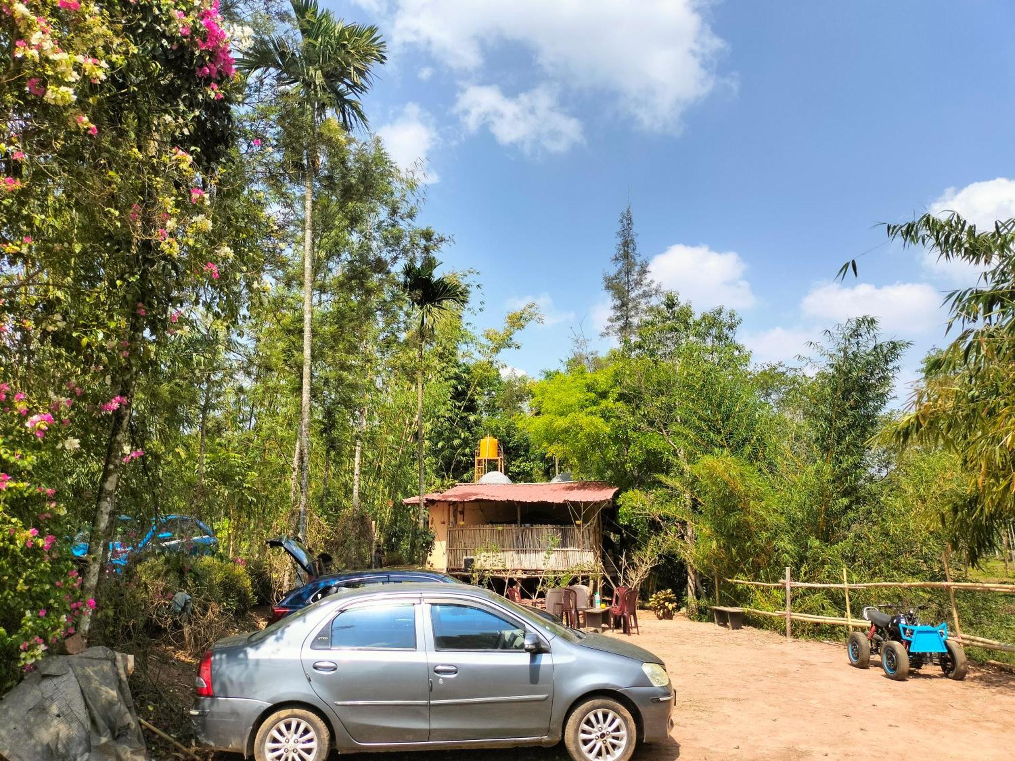 הוילה מדיקרי Sambrama Wood House מראה חיצוני תמונה